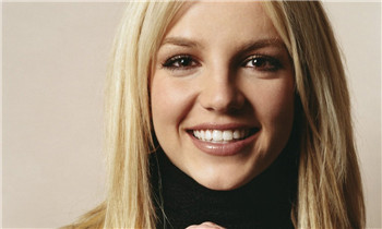 门牙龋坏能补吗?