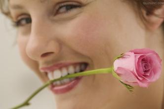 深圳牙齿拥挤矫正的价格贵不贵