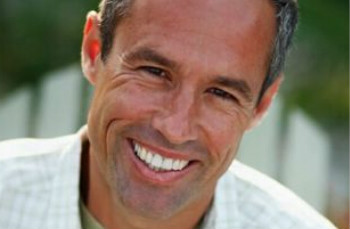 深圳做瓷贴面要多少钱